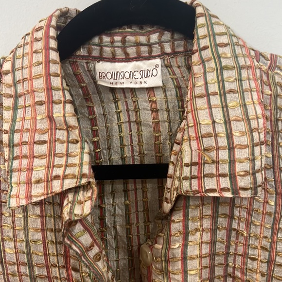 Woven fall color button down size medium - Picture 2 of 3